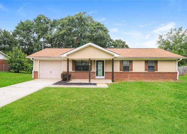 Property at 65 Grove Creek Dr, Locust Grove, GA 30248, 3 beds, 1 bath