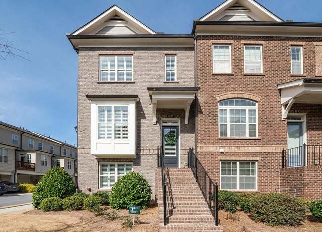 Property at 1071 Township Sq, Alpharetta, GA 30022, 3 beds, 3.5 baths