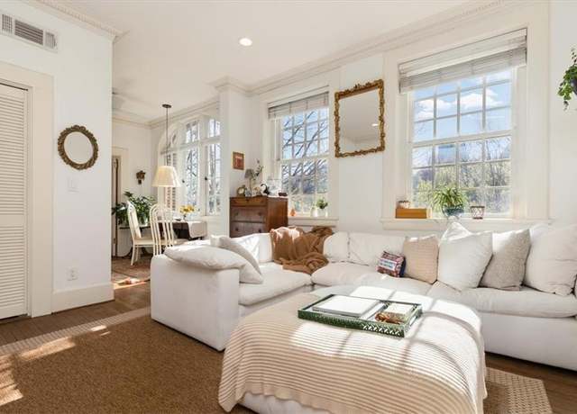 Property at 1 S Prado NE #15, Atlanta, GA 30309, 1 bed, 1 bath