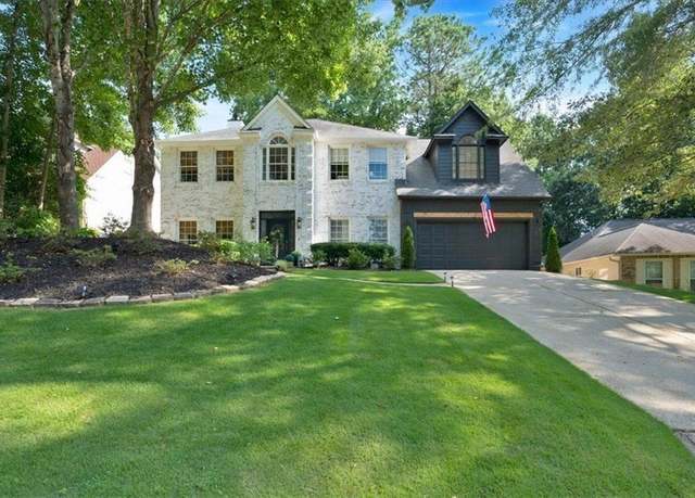 Property at 4385 Pinehollow Ct, Alpharetta, GA 30022, 4 beds, 2.5 baths