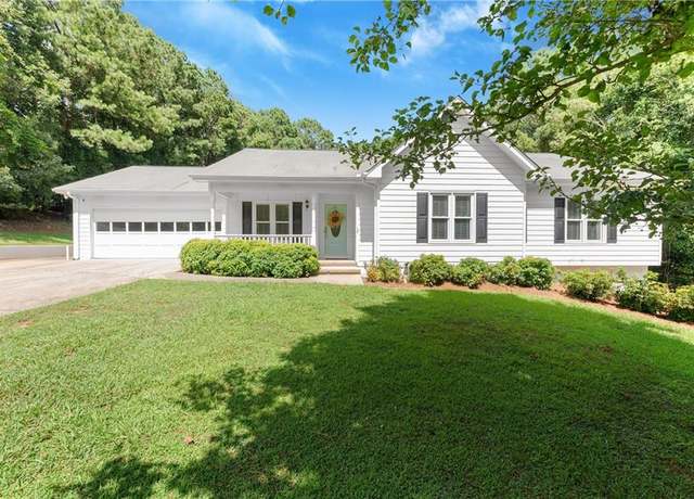 Property at 5409 Hulsey Cir, Gainesville, GA 30504, 4 beds, 3 baths