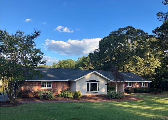 Property at 1078 Highway 92 S, Fayetteville, GA 30215, 3 beds, 2.5 baths