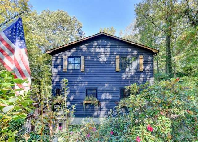 Property at 8530 Hightower Trl, Snellville, GA 30039, 4 beds, 3 baths