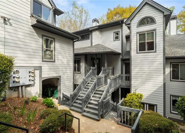 Property at 8207 Fairview Blf, Alpharetta, GA 30022, 2 beds, 2.5 baths