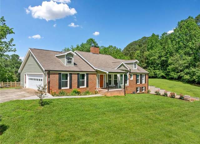 Property at 2144 Cowart Rd, Dawsonville, GA 30534, 4 beds, 3 baths