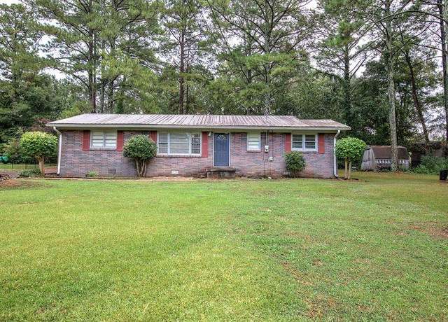 Property at 121 Sunset Dr NE, Calhoun, GA 30701, 3 beds, 1 bath