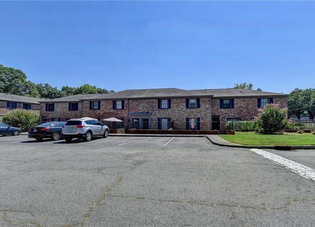 Property at 3071 Colonial Way Unit J, Atlanta, GA 30341, 2 beds, 2 baths