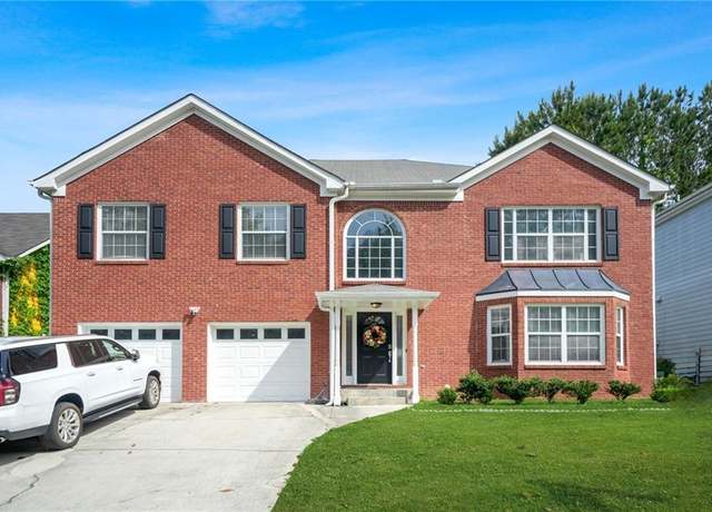 Property at 4125 Fallbrook Dr, Duluth, GA 30096, 5 beds, 3 baths