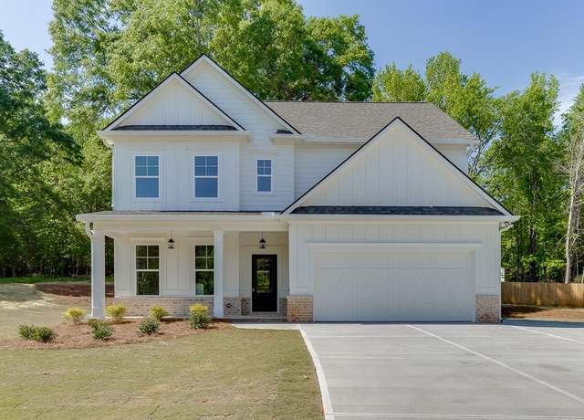 Property at 2198 Old Swimming Pool Rd, Jefferson, GA 30549, 4 beds, 3 baths