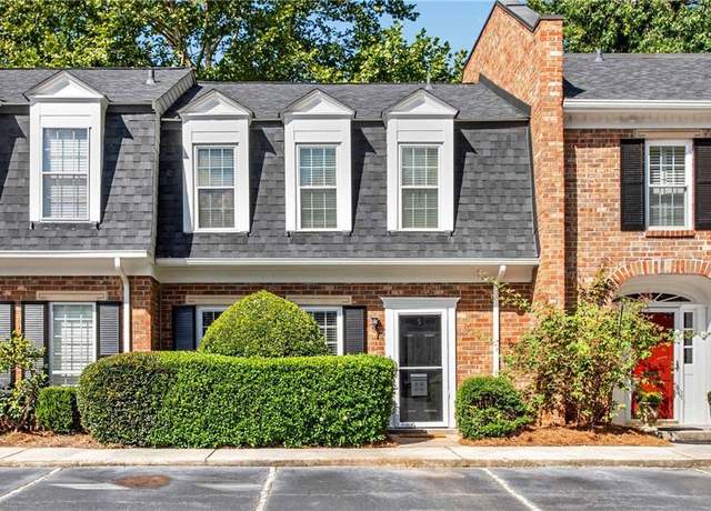 Property at 5 Spring Green Pl, Atlanta, GA 30318, 2 beds, 2.5 baths