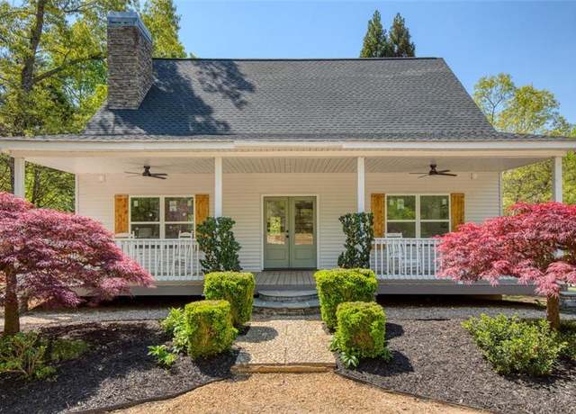 Property at 3044 Clear Cove Way, Gainesville, GA 30506, 4 beds, 3.5 baths