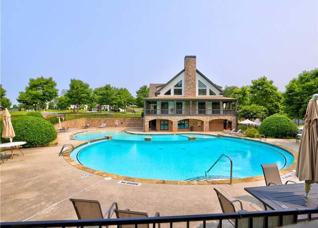 Property at 1665 Liberty Park Dr, Braselton, GA 30517, 5 beds, 4.5 baths
