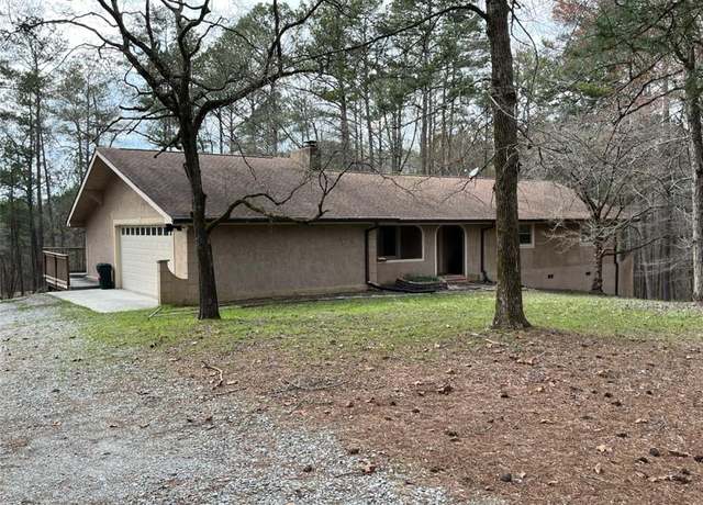 Property at 8395 Atlanta Newnan Rd, Chattahoochee Hills, GA 30268, 3 beds, 2 baths