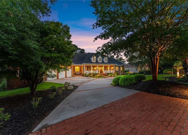 Property at 6707 Summer Crest Ct, Flowery Branch, GA 30542, 4 beds, 5 baths
