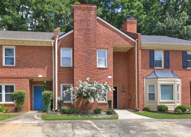 Property at 3153 Corner Oak Dr, Peachtree Corners, GA 30071, 2 beds, 2.5 baths
