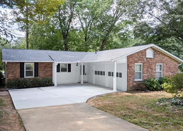 Property at 1222 Laurel Hill Dr, Decatur, GA 30033, 3 beds, 2 baths