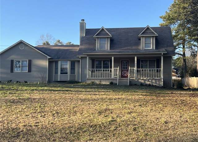 Property at 7977 Woods Ln, Jonesboro, GA 30236, 3 beds, 2.5 baths