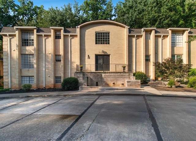 Property at 5400 Roswell Rd Unit L-3, Atlanta, GA 30342, 2 beds, 2 baths
