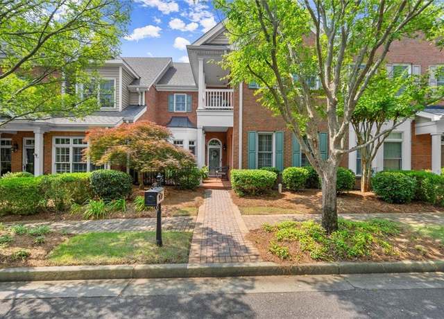 Property at 8730 Parker Pl, Roswell, GA 30076, 3 beds, 2.5 baths