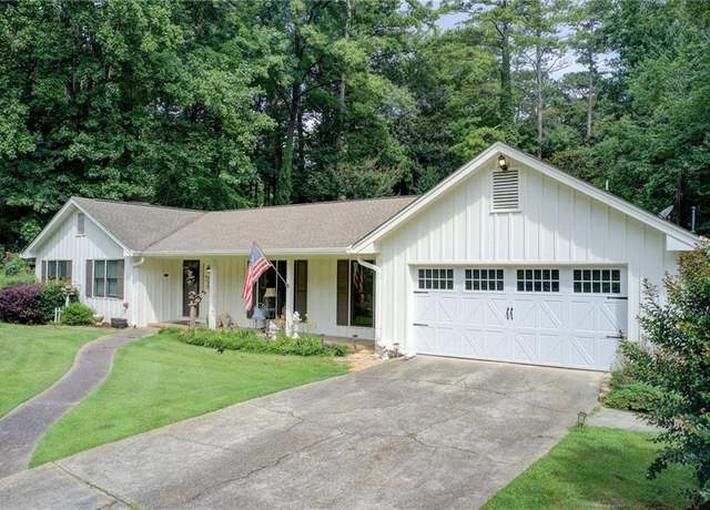 Property at 2440 Weatherford Ct, Marietta, GA 30068, 5 beds, 3 baths
