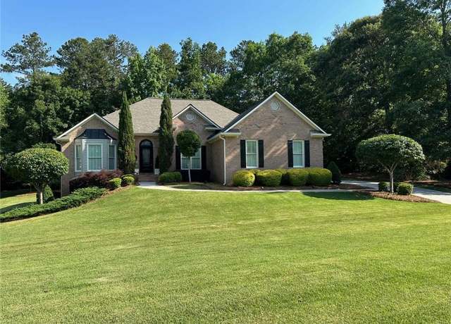 Property at 1305 Lake Forest Ln, Mcdonough, GA 30253, 3 beds, 2.5 baths