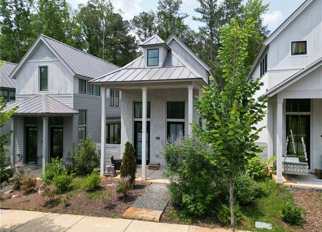 Property at 135 Mado Ln, Chattahoochee Hills, GA 30268, 2 beds, 2 baths