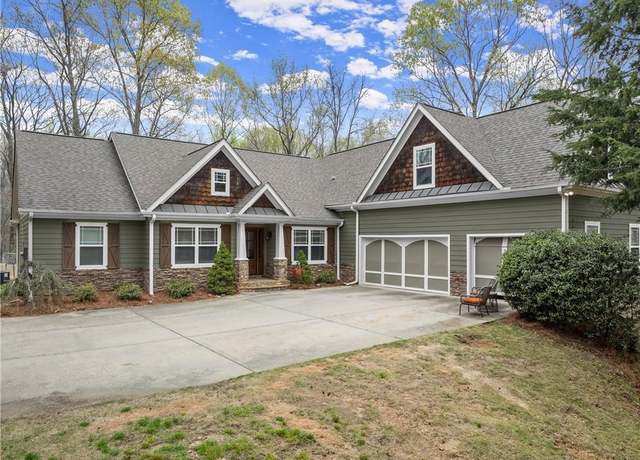 Property at 5506 Woodstream Ct, Gainesville, GA 30507, 4 beds, 3.5 baths