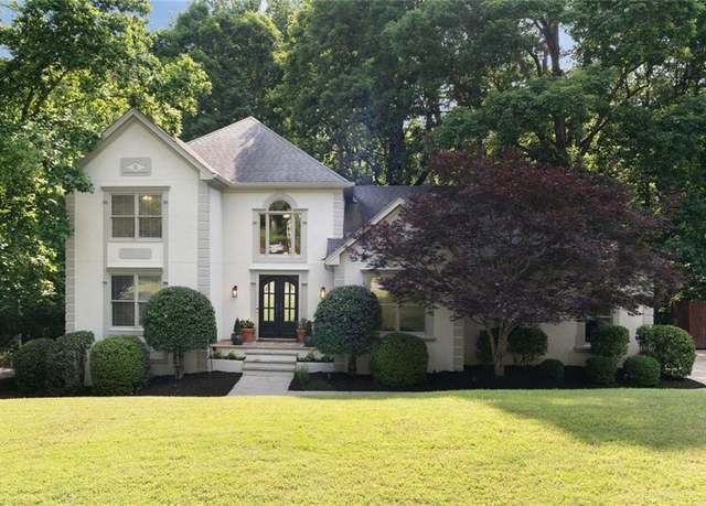 Property at 3390 River Ferry Dr, Alpharetta, GA 30022, 5 beds, 4.5 baths