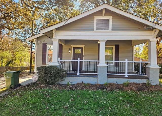 Property at 2148 Martin Luther King JR Dr SW, Atlanta, GA 30310, 3 beds, 2 baths