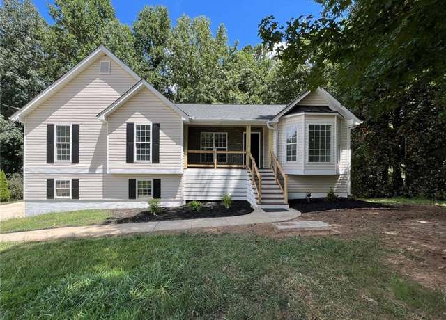 Property at 134 Summer Lake Dr, Dallas, GA 30157, 3 beds, 2 baths
