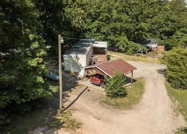 Property at 64 Luther Knight Rd SE, Cartersville, GA 30121, 3 beds, 1 bath