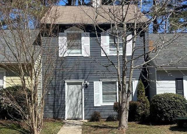 Property at 926 Westland Dr, Marietta, GA 30064, 2 beds, 3 baths