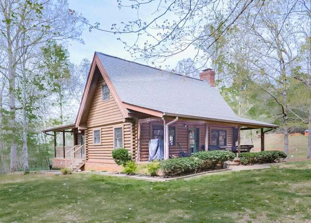 Property at 410 Whiskey Still Dr, Cleveland, GA 30528, 3 beds, 2 baths