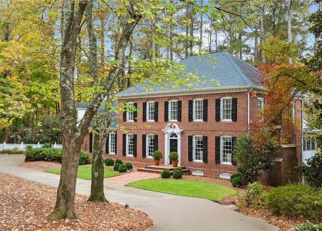 Property at 769 Hampton Pl SW, Marietta, GA 30064, 4 beds, 4.5 baths