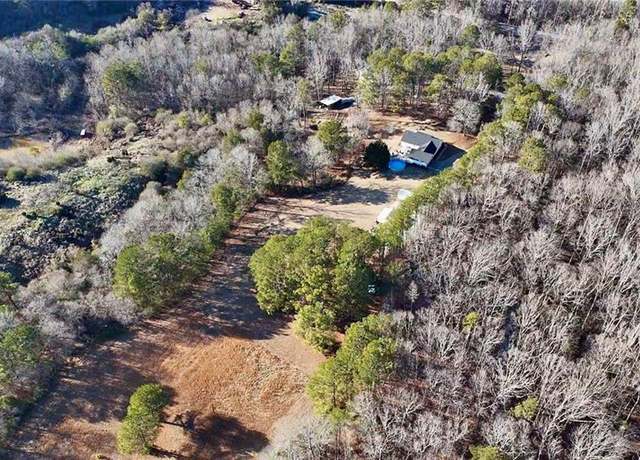 Property at 4320 Center Hill Church Rd, Loganville, GA 30052, 4 beds, 3 baths