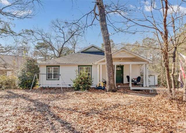 Property at 111 Laurel Oak Ln, Warner Robins, GA 31093, 4 beds, 3 baths
