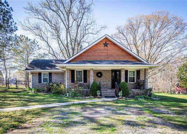 Property at 689 Hardin Rd, Temple, GA 30179, 4 beds, 2 baths