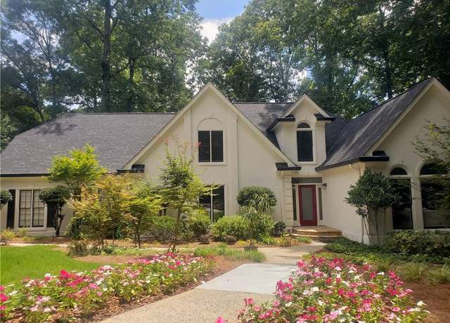 Property at 11940 N Hickory Trce, Alpharetta, GA 30004, 6 beds, 4 baths