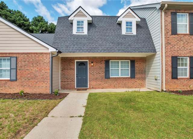 Property at 6468 River Park Dr, Riverdale, GA 30274, 3 beds, 2 baths