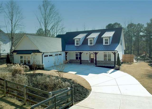 Property at 105 Crown Ln, Woodstock, GA 30188, 4 beds, 3.5 baths