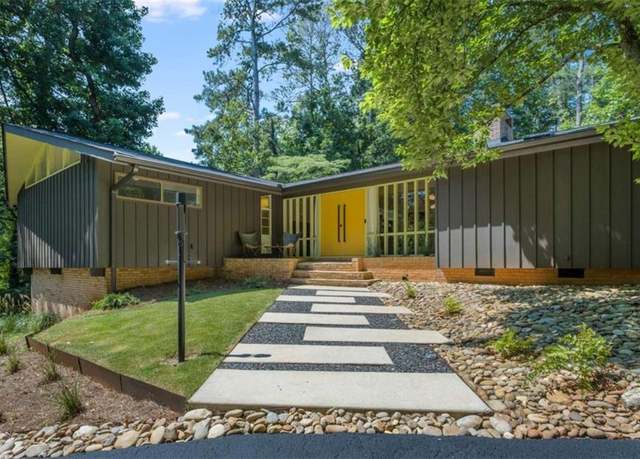 Property at 2066 Fairgreen Dr, Tucker, GA 30087, 4 beds, 3.5 baths