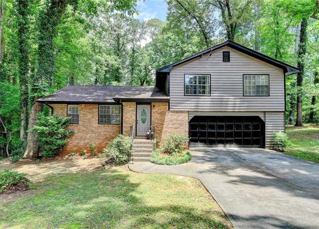 Property at 262 Somerset Ct, Lawrenceville, GA 30044, 3 beds, 2 baths