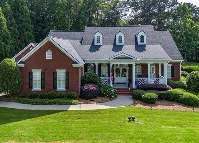 Property at 305 Calumet Ln, Monroe, GA 30655, 5 beds, 4.5 baths