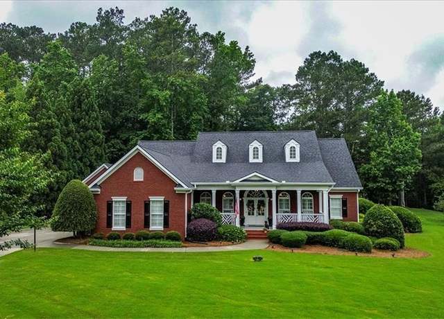 Property at 305 Calumet Ln, Monroe, GA 30655, 5 beds, 4.5 baths