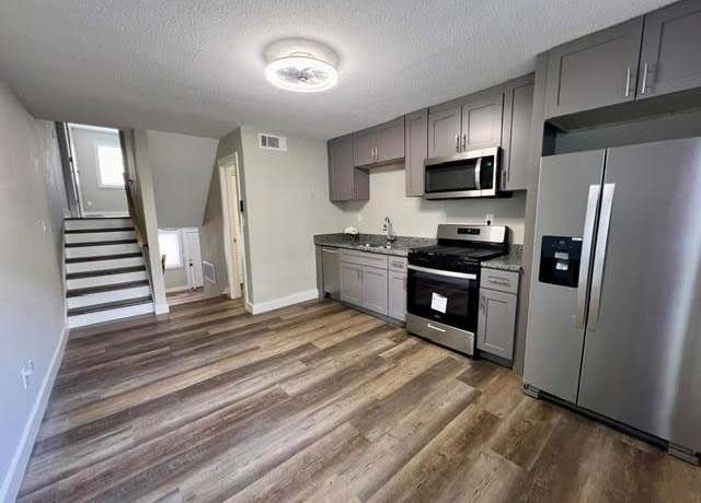 Property at 405 Fairburn Rd SW #231, Atlanta, GA 30331, 3 beds, 1.5 baths