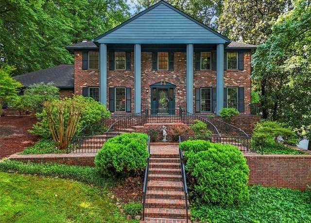 Property at 2875 NE Guinevere Dr, Atlanta, GA 30345, 6 beds, 3.5 baths