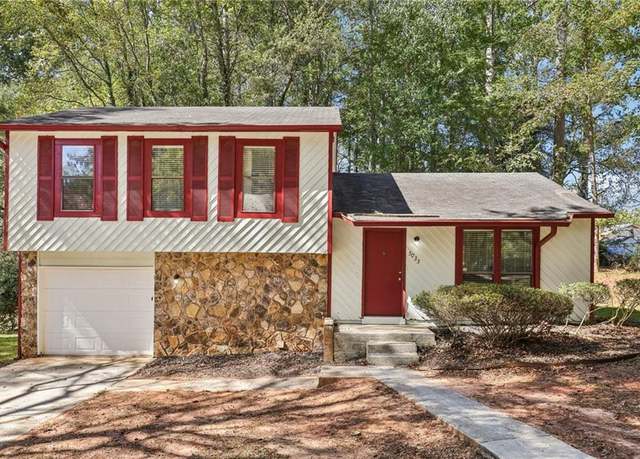 Property at 5035 Fairforest Dr, Stone Mountain, GA 30088, 3 beds, 2 baths