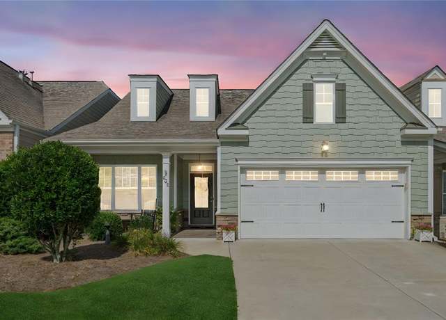Property at 605 Abbey Dr, Woodstock, GA 30188, 3 beds, 3 baths