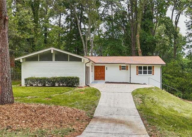 Property at 4376 Riverwood Cir, Decatur, GA 30035, 5 beds, 3.5 baths