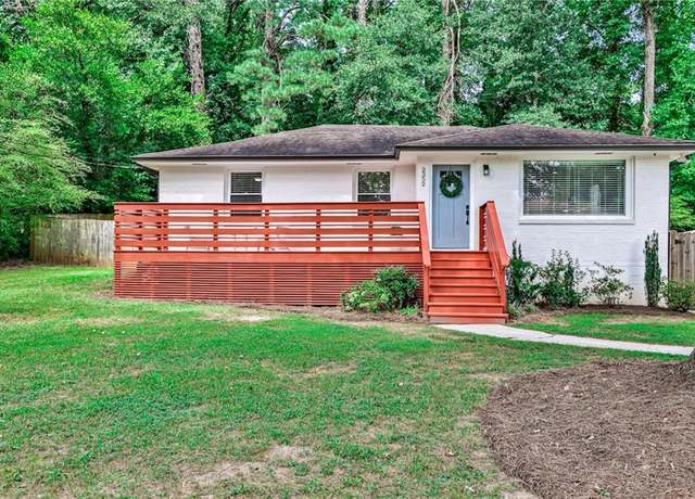 Property at 2352 Marion Cir, Decatur, GA 30032, 3 beds, 2.5 baths